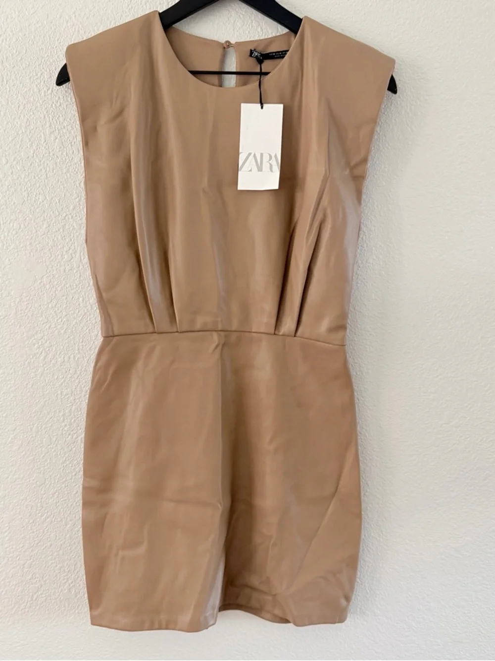 NWT Zara Sleeveless Shoulder Pad Cinch Waist Mini Dress Faux Leather Brown Tan M